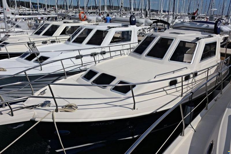 SAS Vektor Adria 1002 Vektor