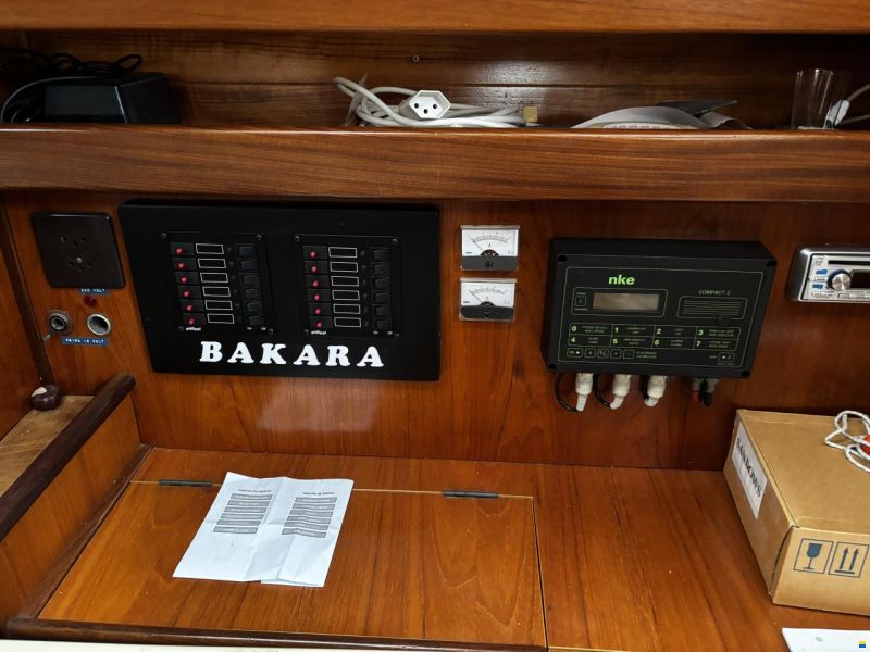 Beneteau Oceanis 350