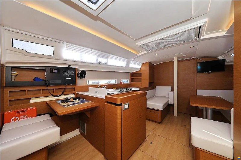 Jeanneau Sun Odyssey 410