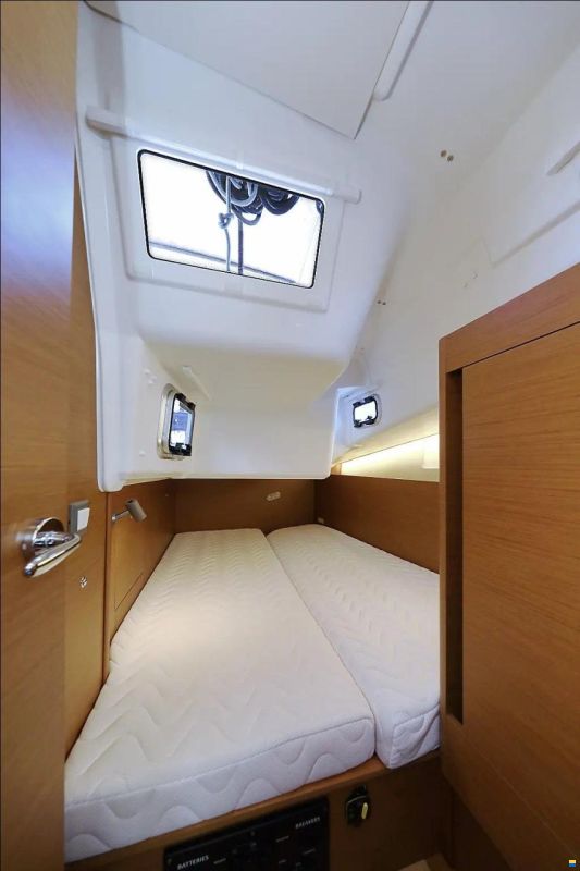 Jeanneau Sun Odyssey 410