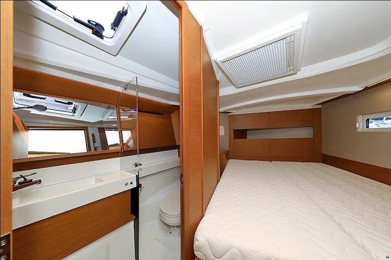 Jeanneau Sun Odyssey 410