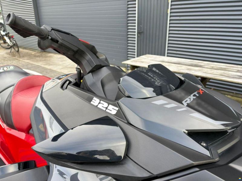 Sea Doo RXT-X RS 325