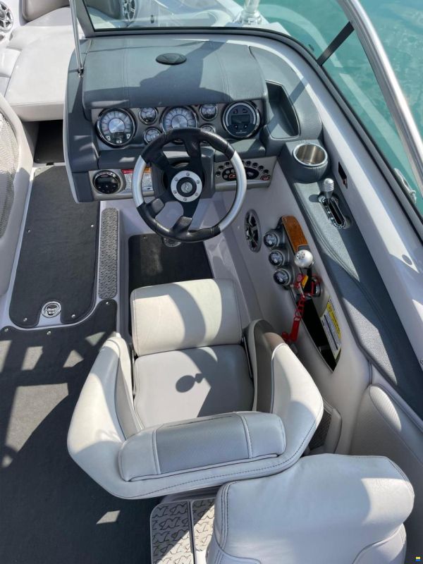 Nautique Super Air 210