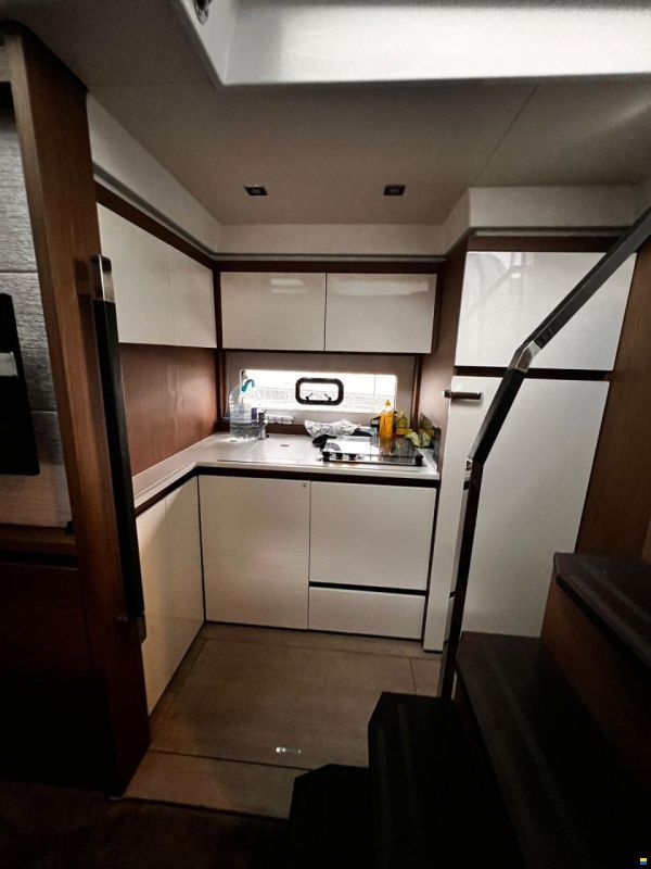 Jeanneau Leader 46