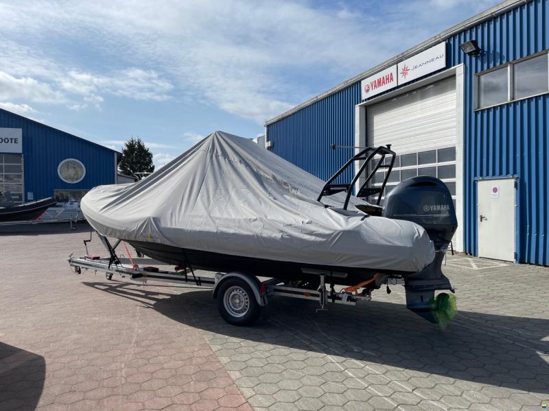 Zodiac Pro 6.5 Strongan Black