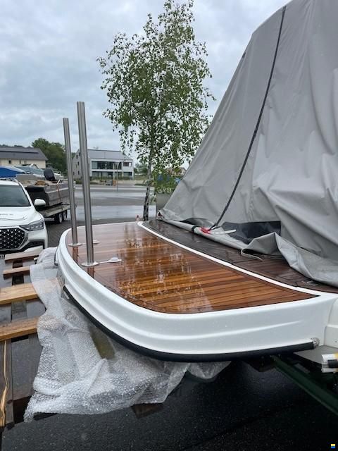 Marex 310 Sun Cruiser