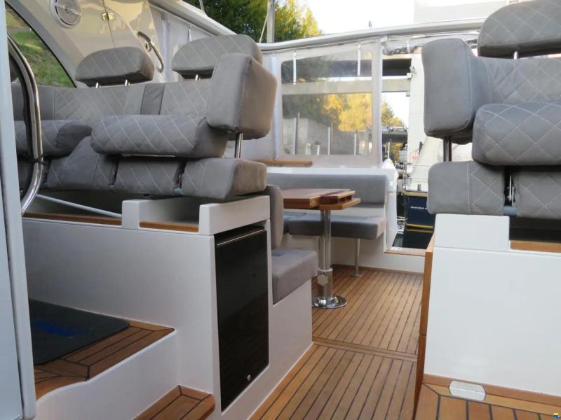 Marex 310 Sun Cruiser