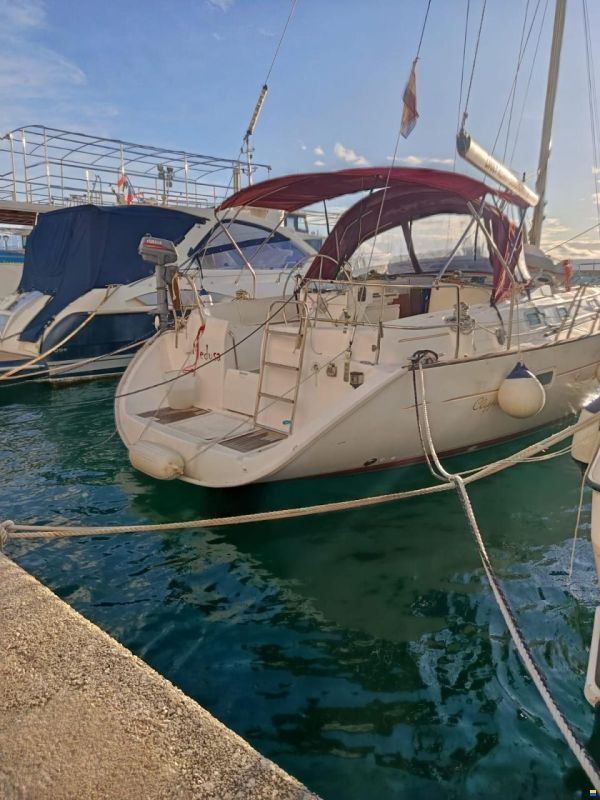 Beneteau Oceanis Clipper 411