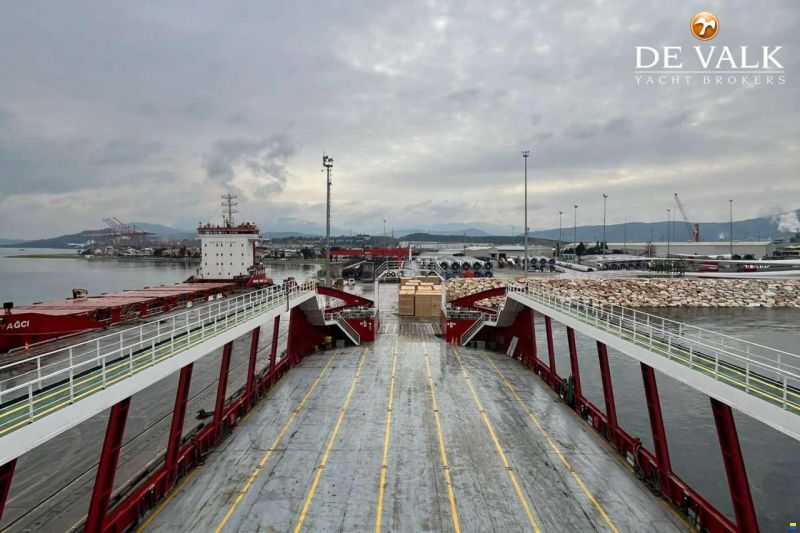RO/RO PAX DOUBLE ENDED FERRY 90