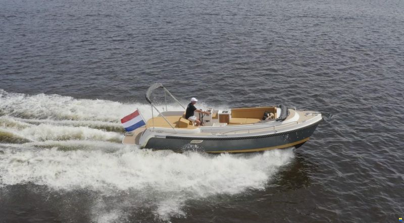 Interboat Intender 850