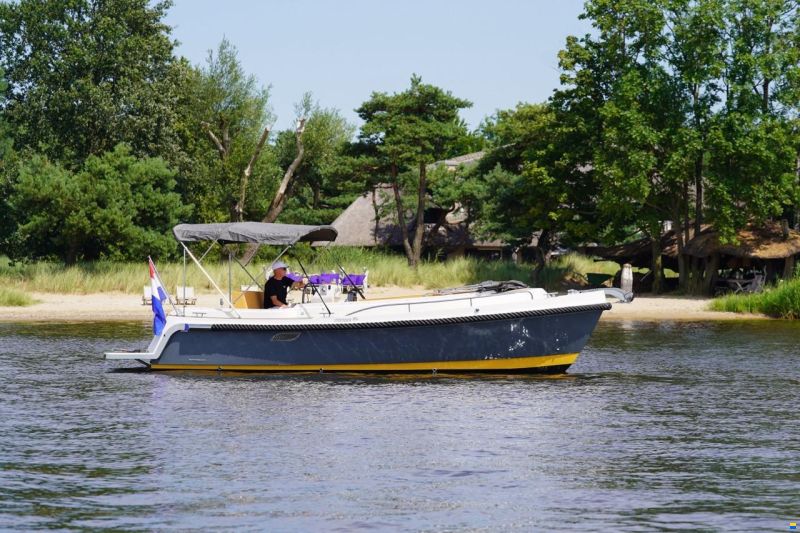 Interboat Intender 850