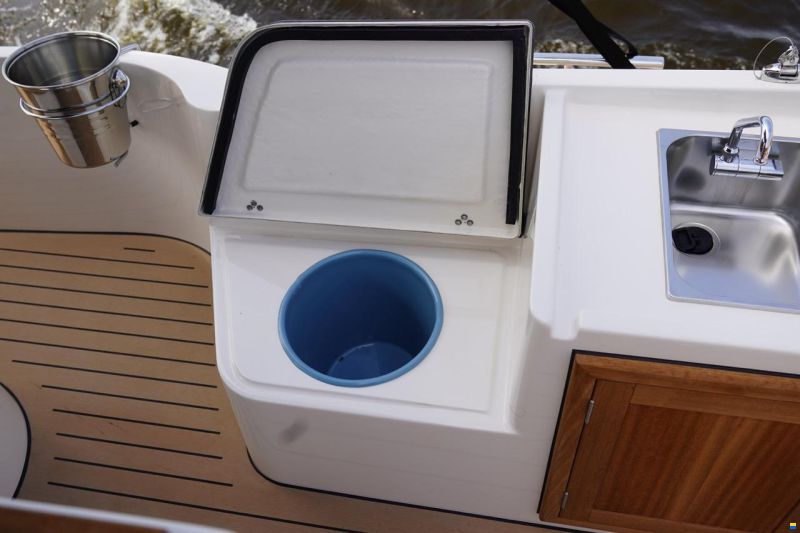 Interboat Intender 850