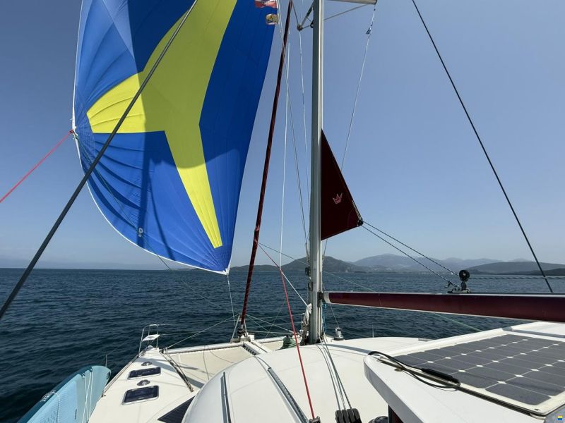 Lagoon 410