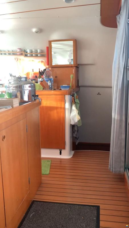 Lagoon 410