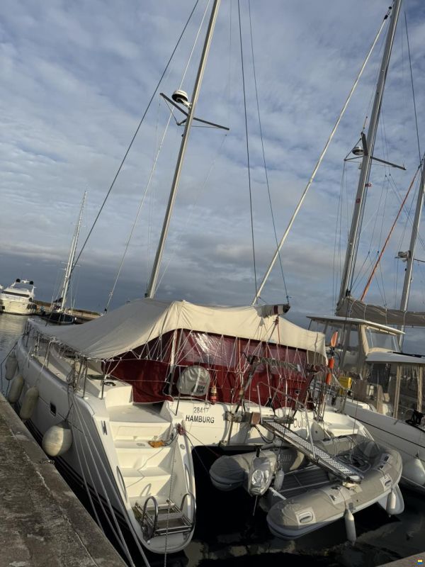 Lagoon 410