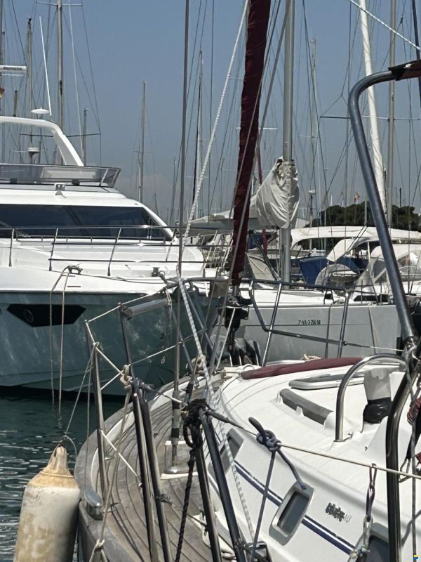 Beneteau Oceanis 41 - Valencia