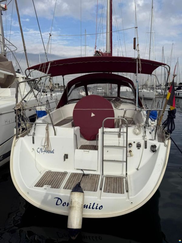 Beneteau Oceanis 41 in Valencia