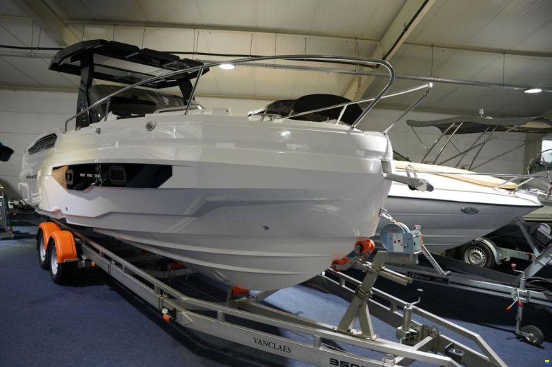 Karnic R 8 HT BOLD LINE