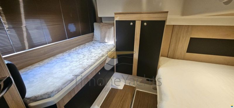 Cranchi M44 HT