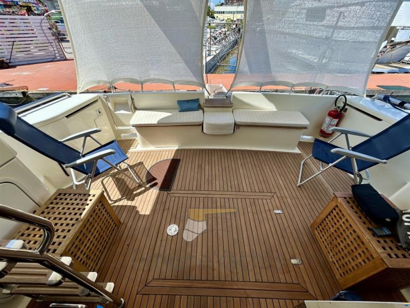 Ferretti 46