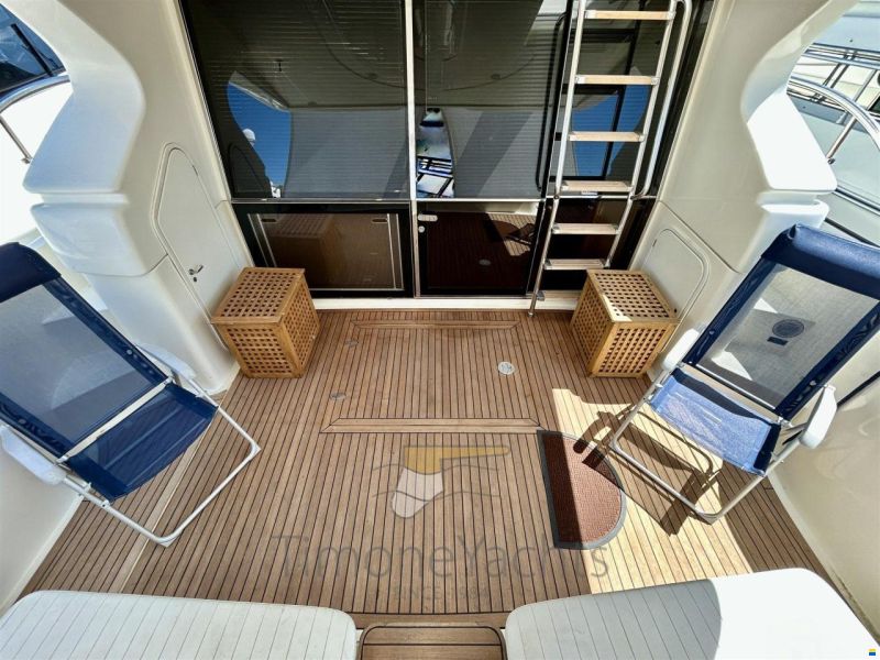 Ferretti 46