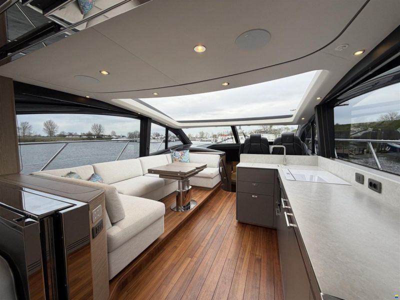 Princess V55