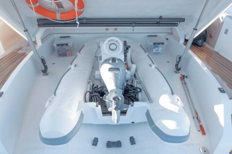 Solaris Yachts 52