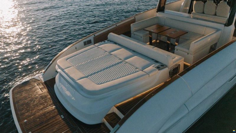 Solaris Yachts 52