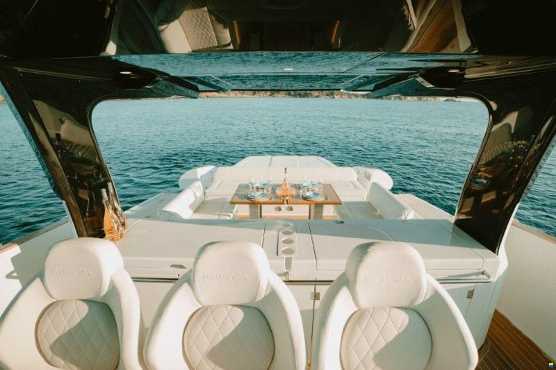 Solaris Yachts 52