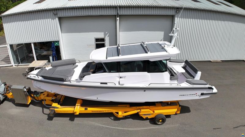 Axopar 29 Cross Cabin