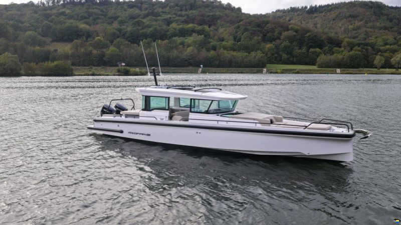 Axopar 37 XC Cross Cabin