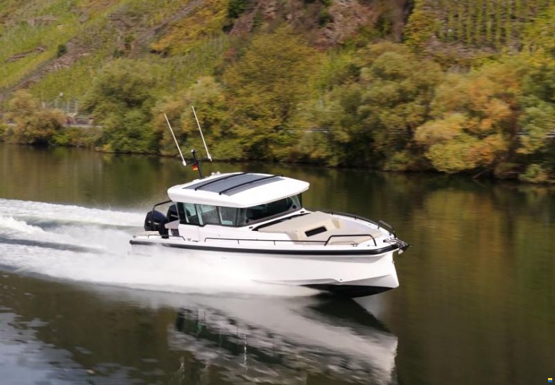 Axopar 37 XC Cross Cabin