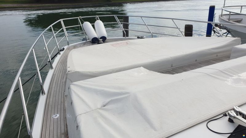 Azimut 66