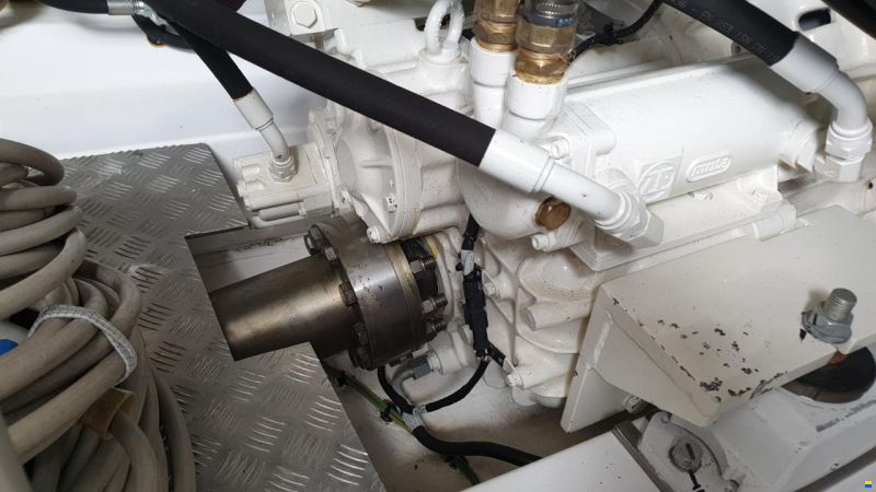 Azimut 66