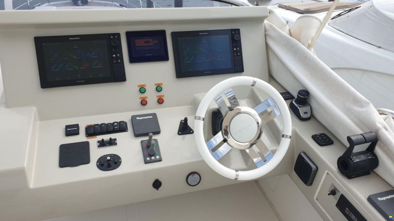 Azimut 66