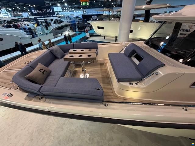 Aiata Sunfinder 38