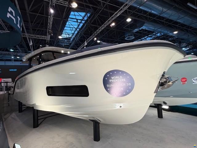 Aiata Sunfinder 38