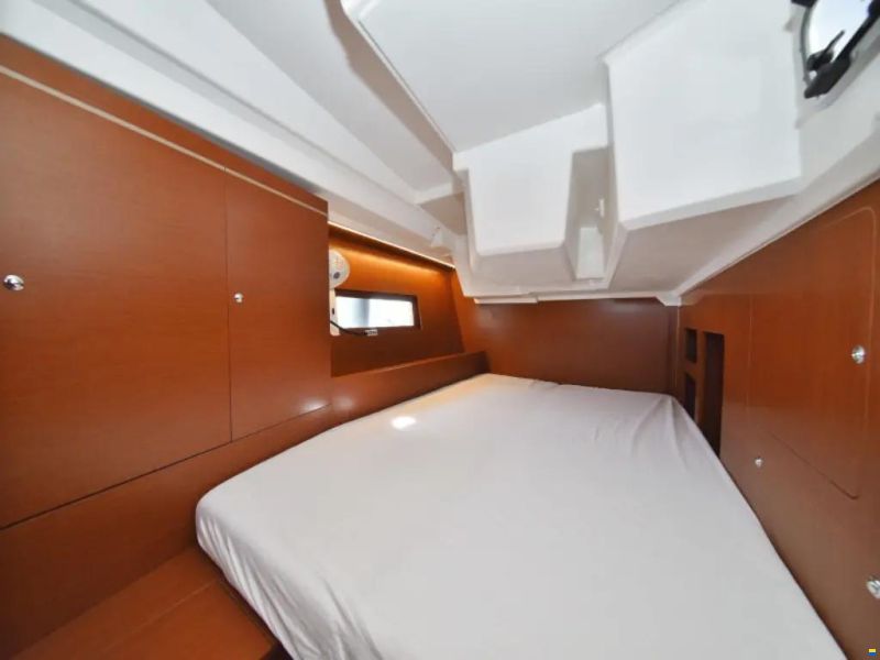 Beneteau Oceanis 46.1