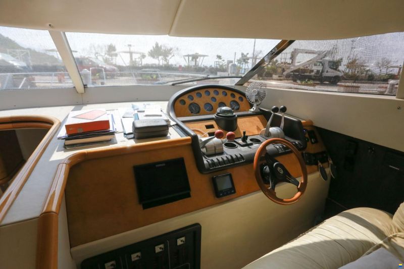 Sunseeker Manhattan 46