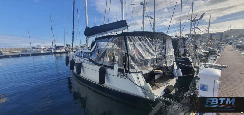 Beneteau SENSE43