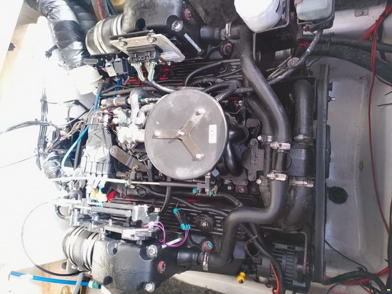 Glastron GT245