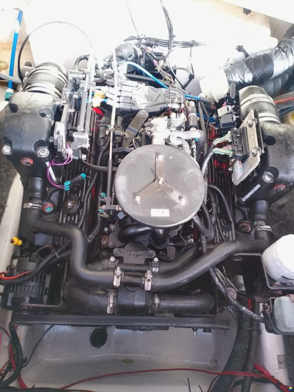 Glastron GT245