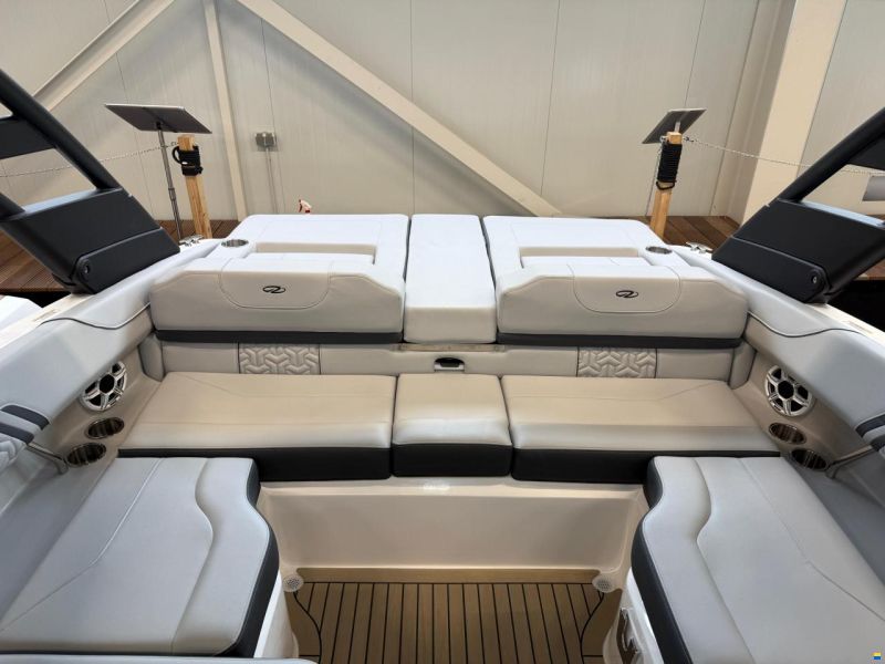 Regal LS2 ULTIMATE