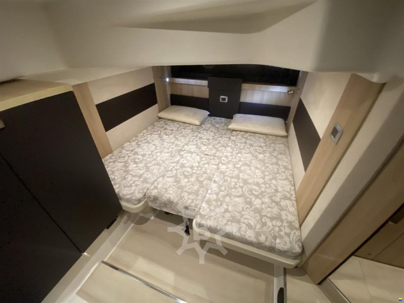 Cranchi M44 HT