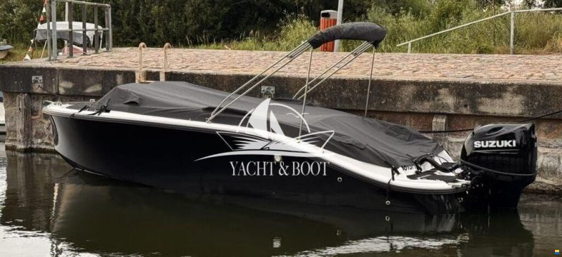 Corsiva 607 Runabout