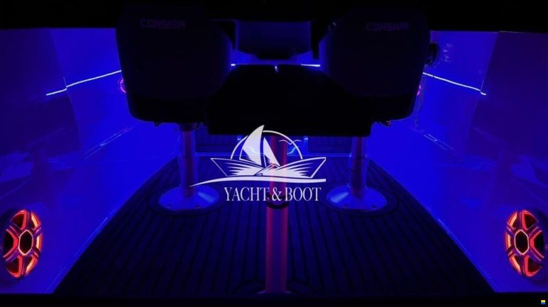 Corsiva 607 Runabout