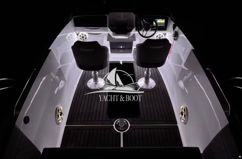 Corsiva 607 Runabout