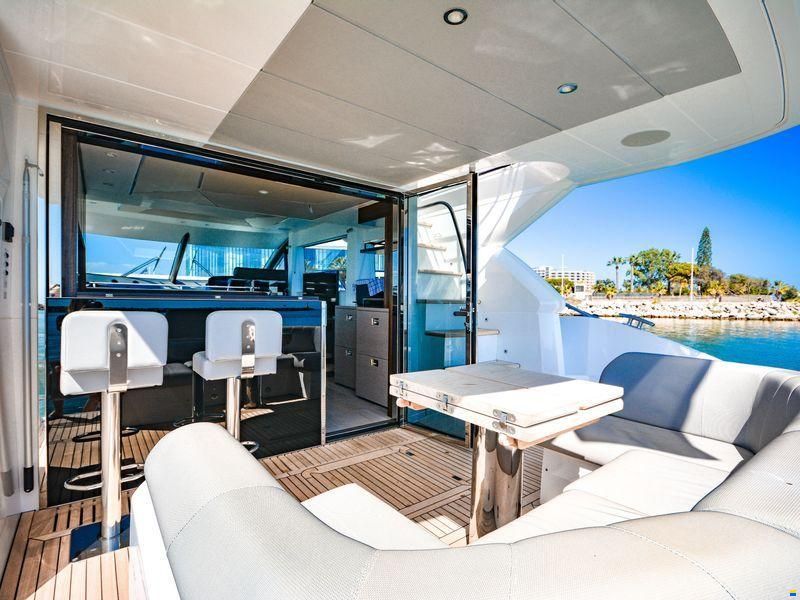 Sunseeker Manhattan 55