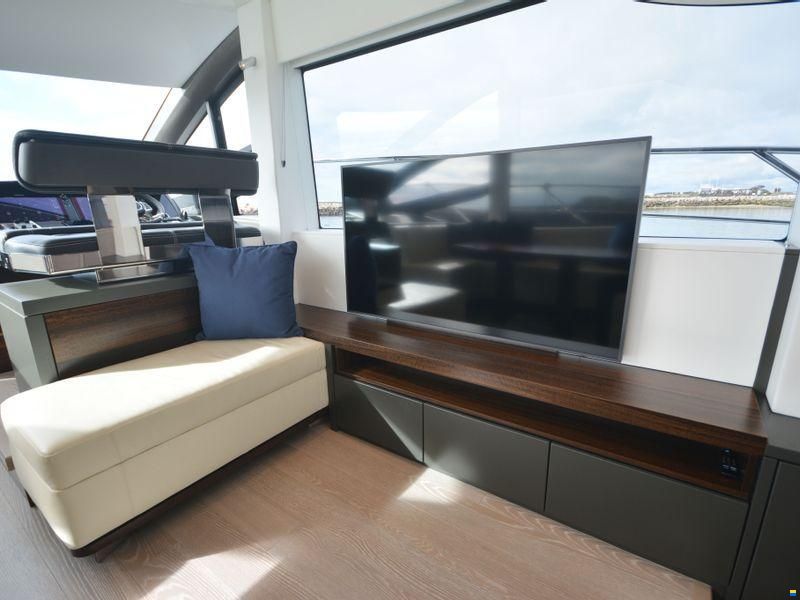 Sunseeker Manhattan 55