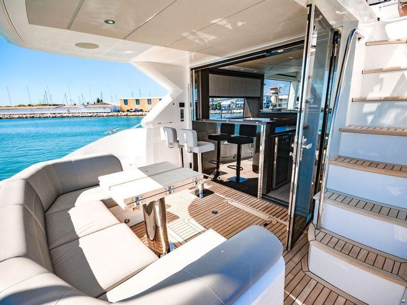 Sunseeker Manhattan 55